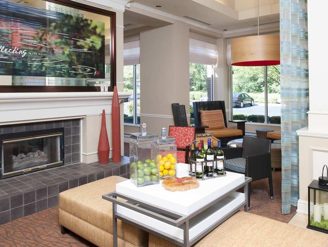 Hilton Garden Inn Plymouth Ngoại thất bức ảnh