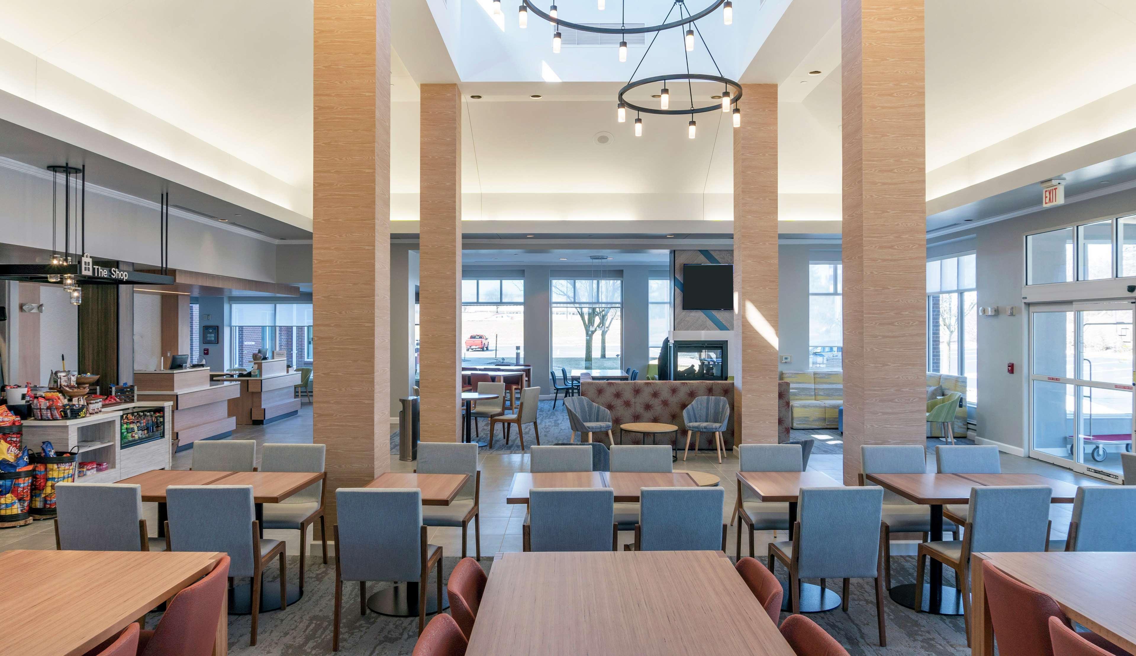 Hilton Garden Inn Plymouth Ngoại thất bức ảnh