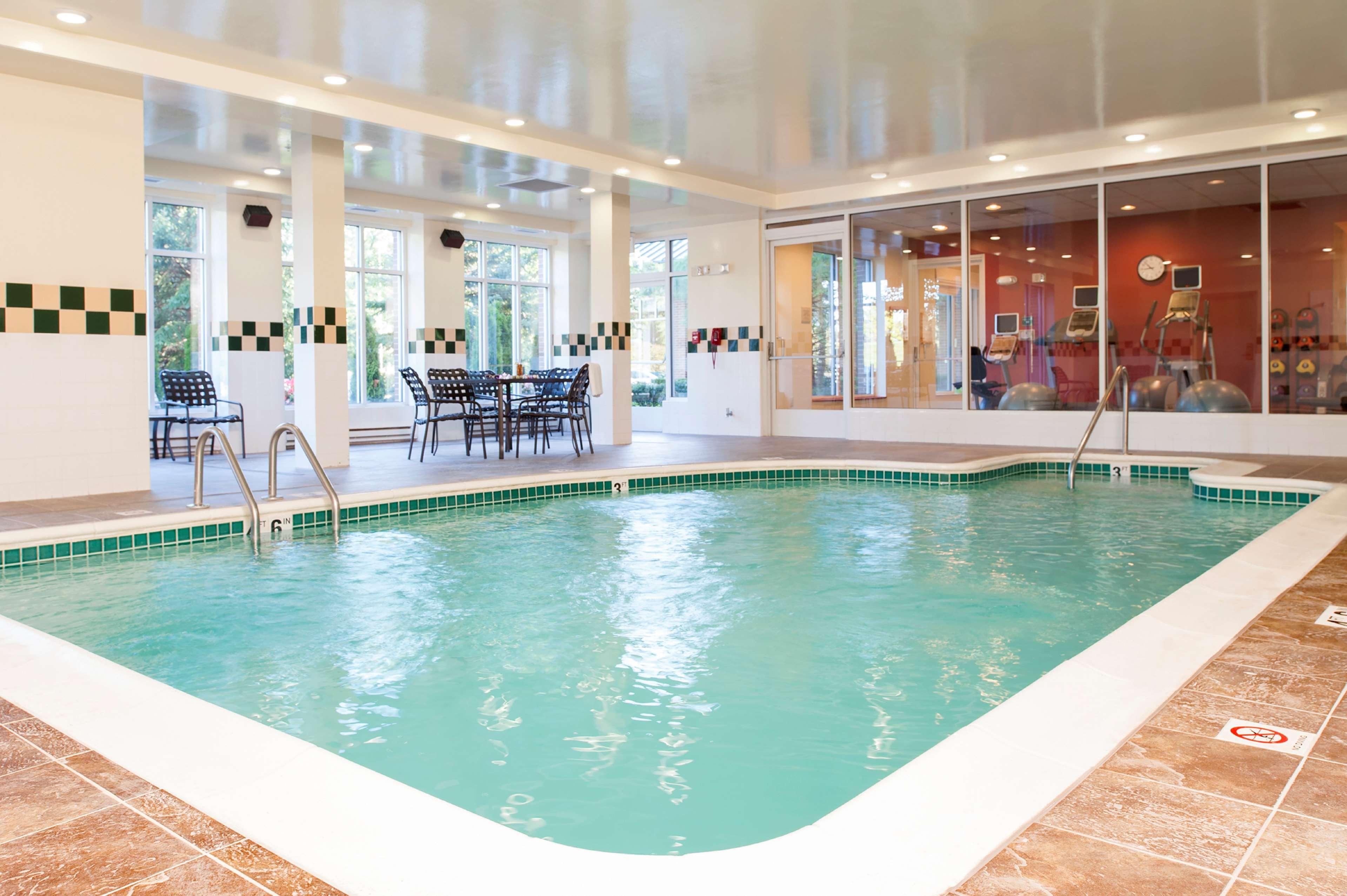 Hilton Garden Inn Plymouth Ngoại thất bức ảnh