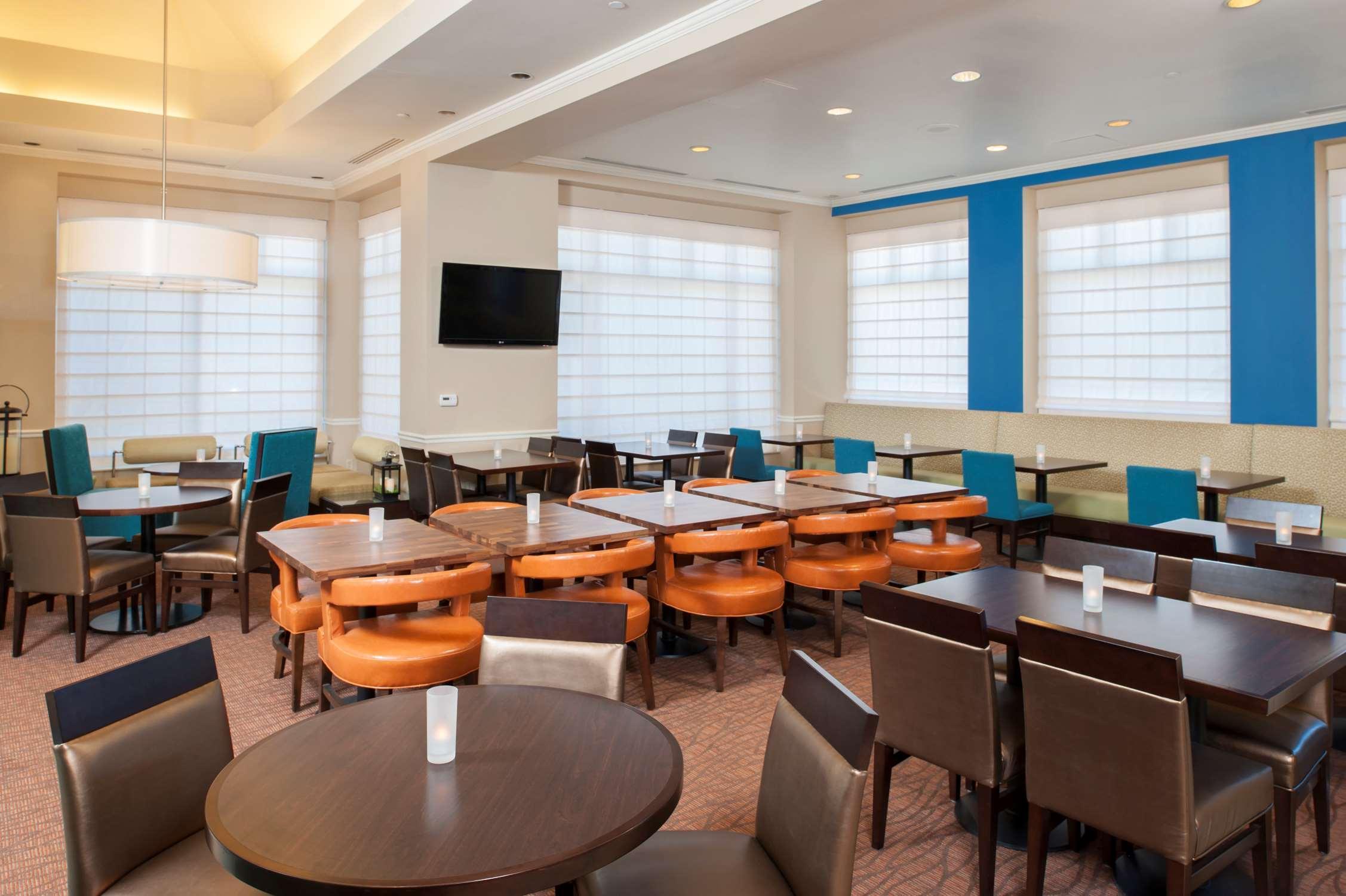 Hilton Garden Inn Plymouth Ngoại thất bức ảnh