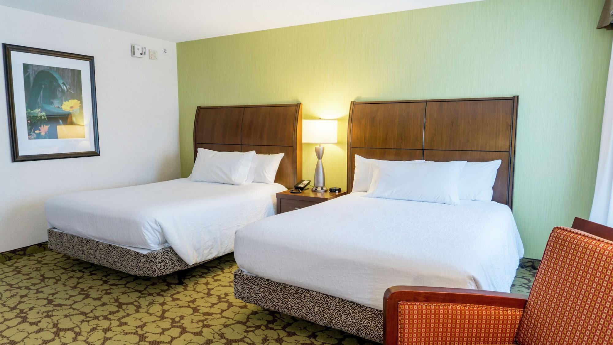 Hilton Garden Inn Plymouth Ngoại thất bức ảnh