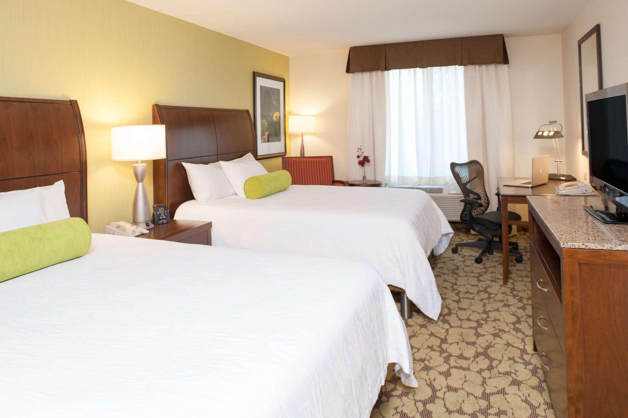 Hilton Garden Inn Plymouth Ngoại thất bức ảnh