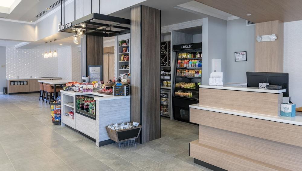 Hilton Garden Inn Plymouth Ngoại thất bức ảnh