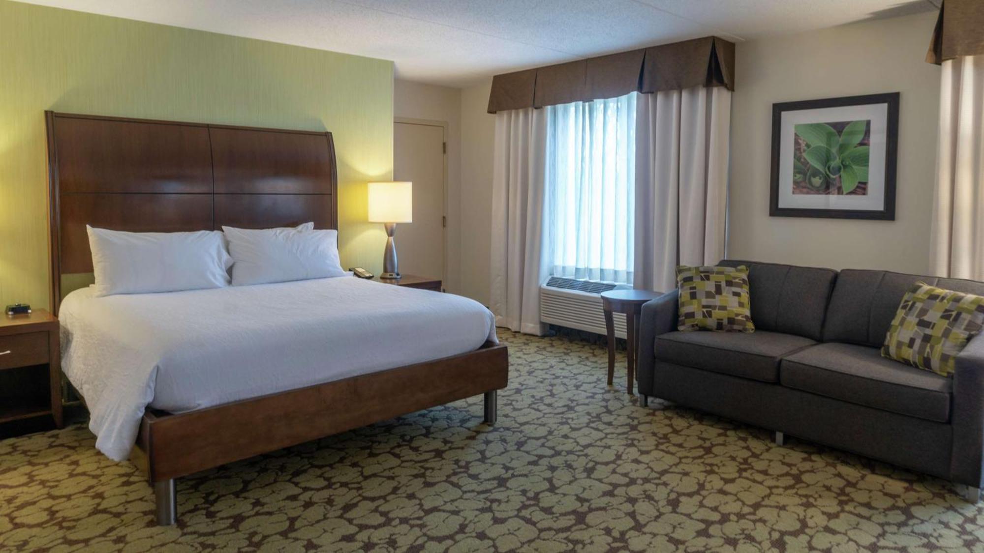 Hilton Garden Inn Plymouth Ngoại thất bức ảnh